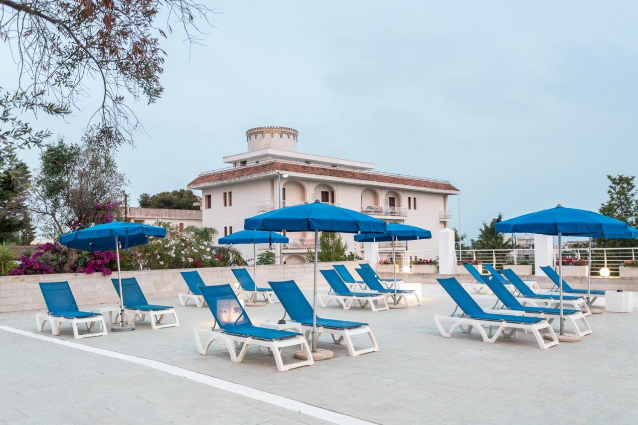 Club Azzurro Hotel&Resort Porto Cesareo Exterior foto