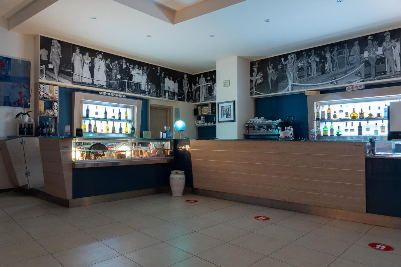 Club Azzurro Hotel&Resort Porto Cesareo Exterior foto